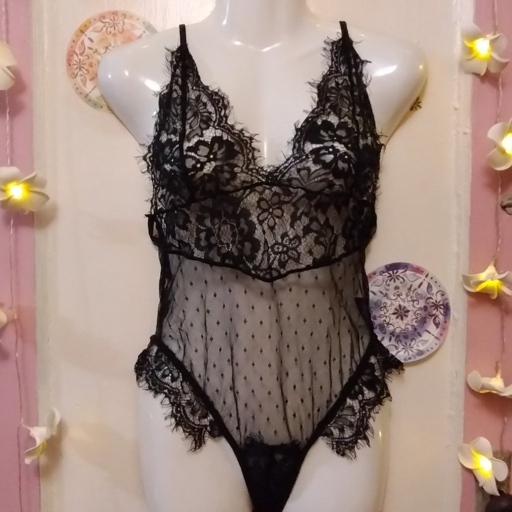 Eyelash Lace (M) Bodysuit - NWOT